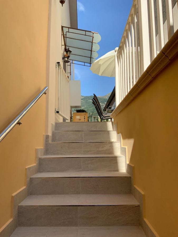 Casa La Wanda - Camaiore Toscana - 2 Bedroom & Terrace Екстериор снимка